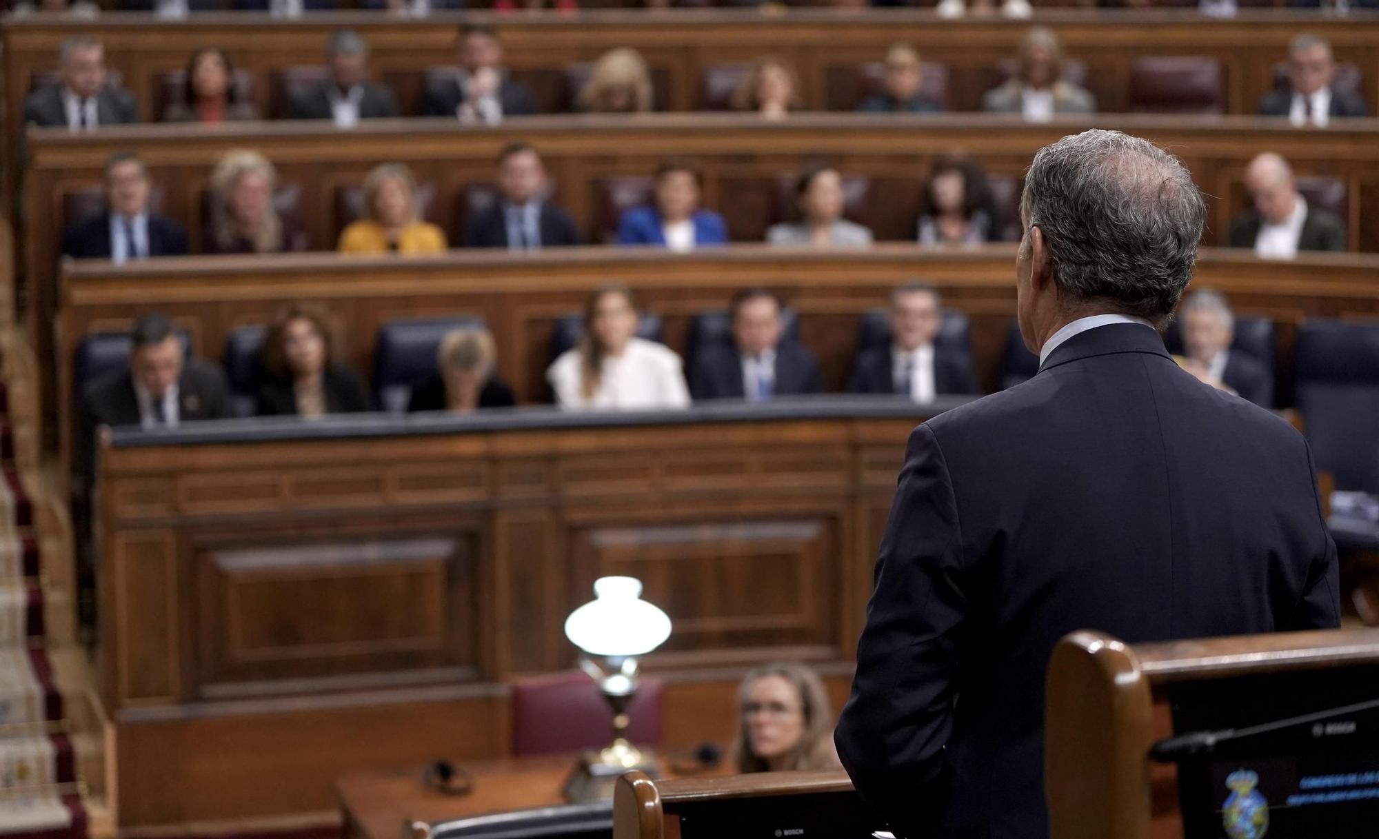 Alberto Núñez Feijóo en la sesión de control al Gobierno en el Congreso.