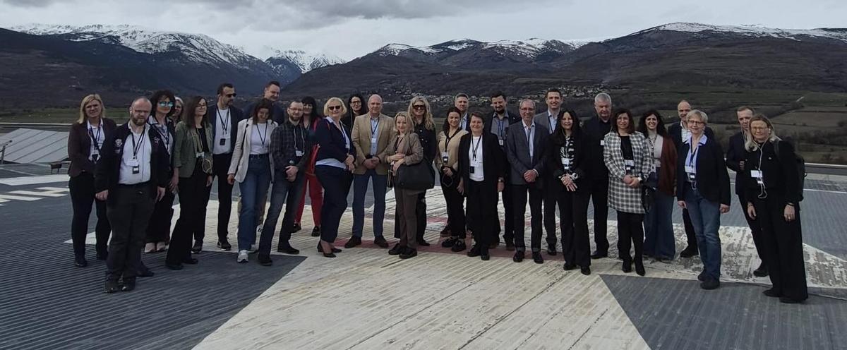 Foto de família de la delegació d'Alemanya i Polònia a Puigcerdà