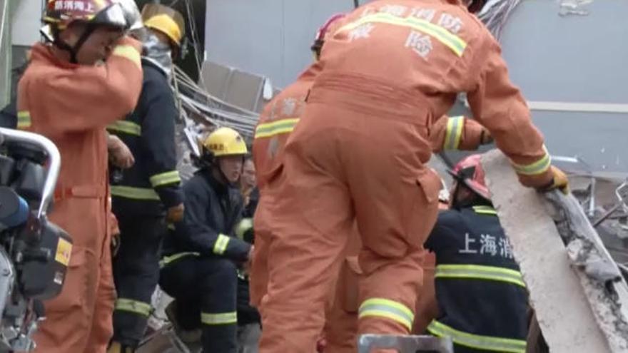 Cinco muertos en un accidente durante la demolición de un edificio en China