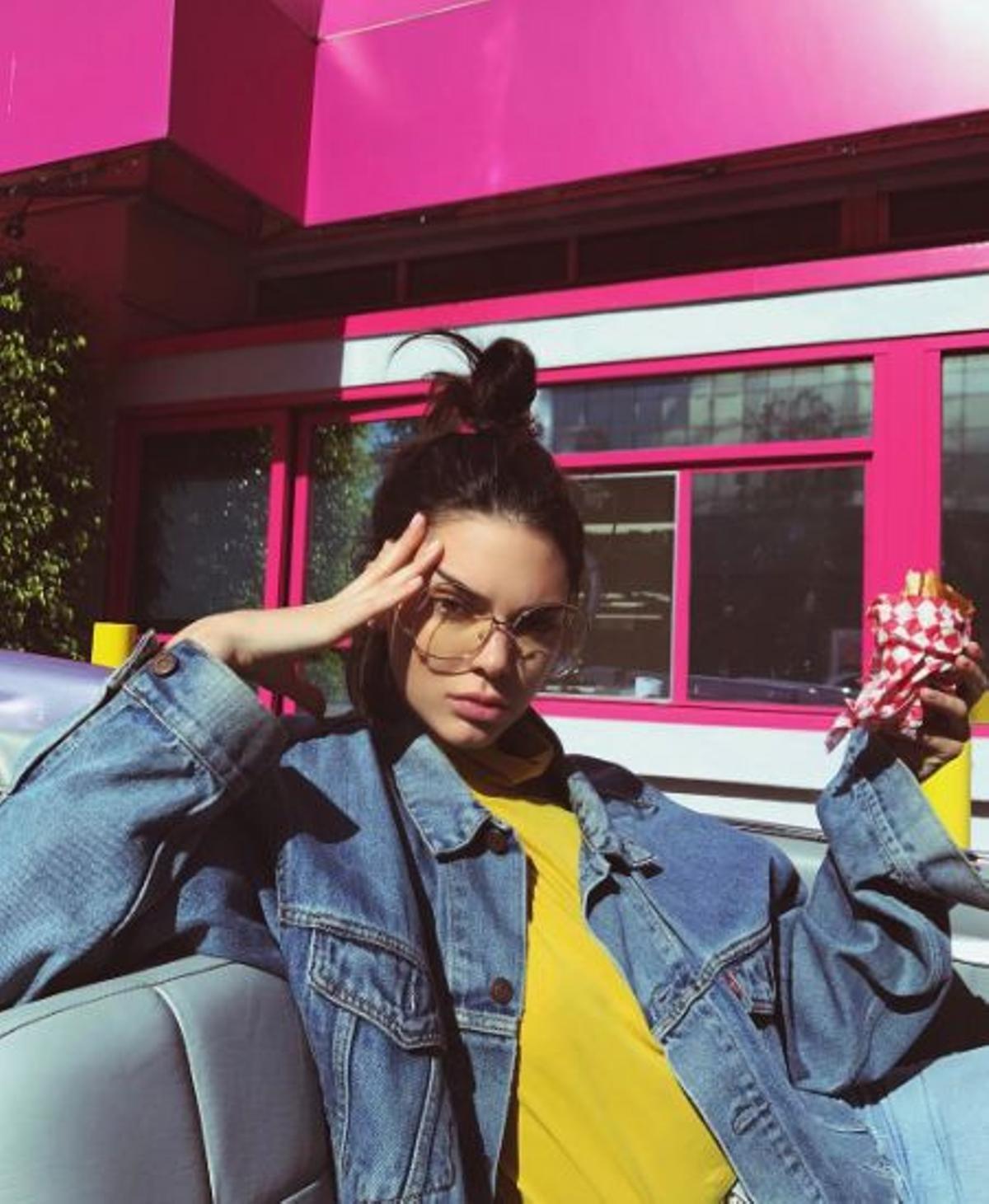 Gafas de sol amarillas de Kendall Jenner