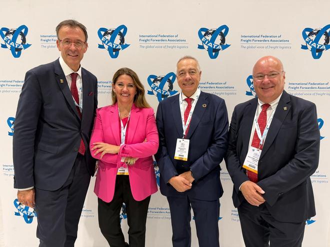 Anuncio de la designación de Barcelona como sede del Congreso Europeo de la FIATA.