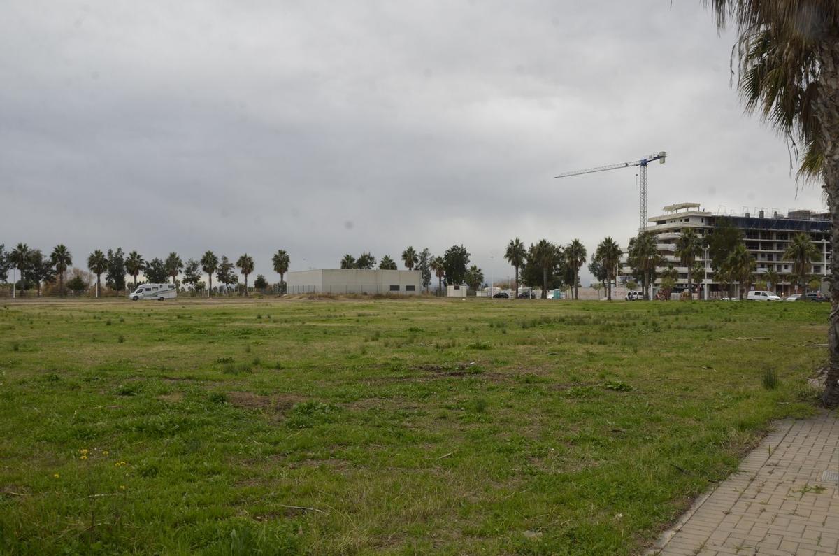 Terreno en el que se ubicará el nuevo servicio de hostelería en Belcaire Norte, en Moncofa.