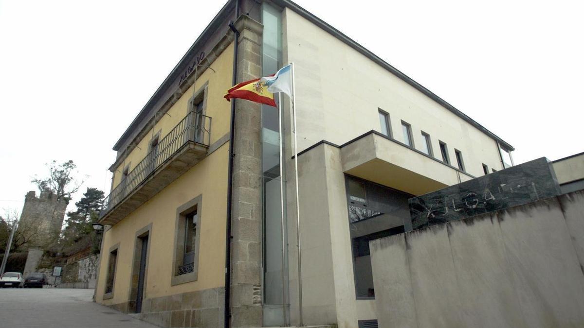 Vista de los juzgados de Sarria, en Lugo.