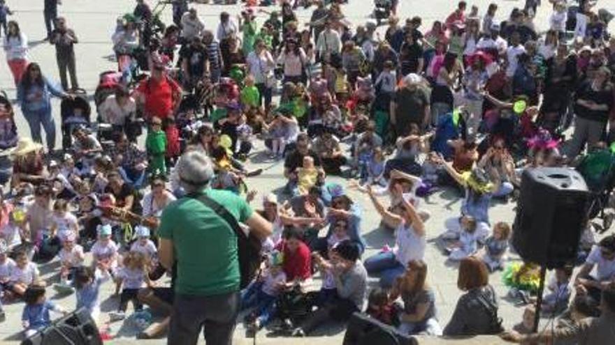 Centenars de nens al Carroussel de Palafrugell