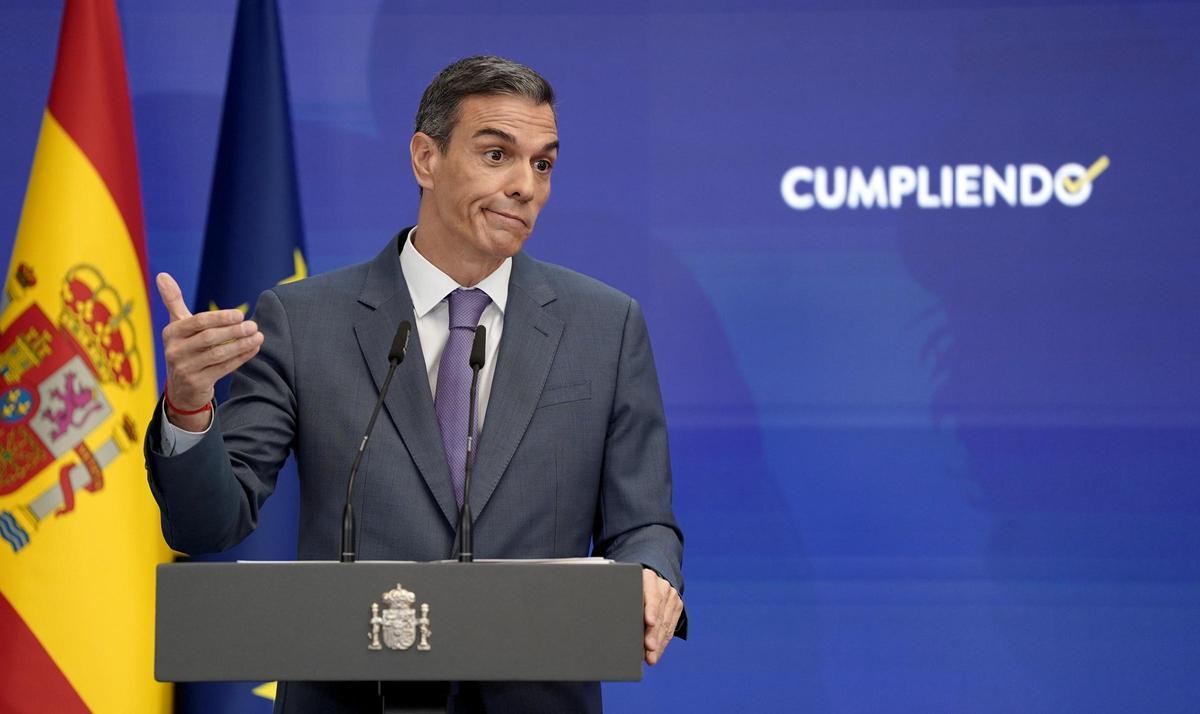 Pedro Sánchez, presidente del Gobierno, comparece en Moncloa.