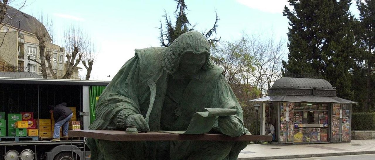 Monumento a Pedro Rodríguez-Campomanes en Oviedo