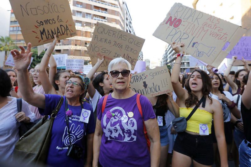 Concentración en protesta por la libertad para 'La manada'