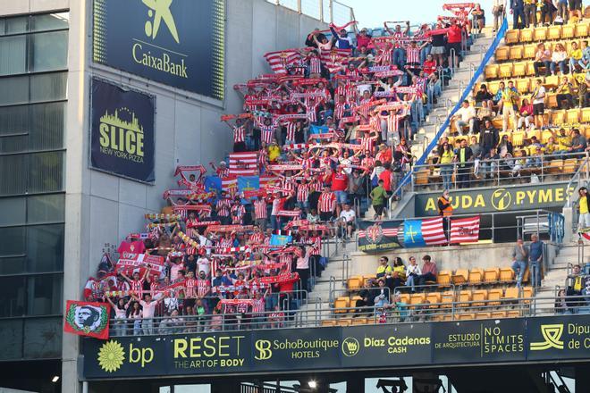 EN IMÁGENES: Partido disputado entre Cádiz y Sporting, con presencia de La Mareona.