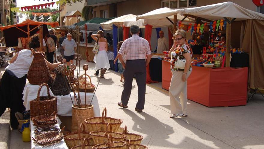 Tot preparat per una nova edició del Mercat Modernista dels Hostalets de Pierola