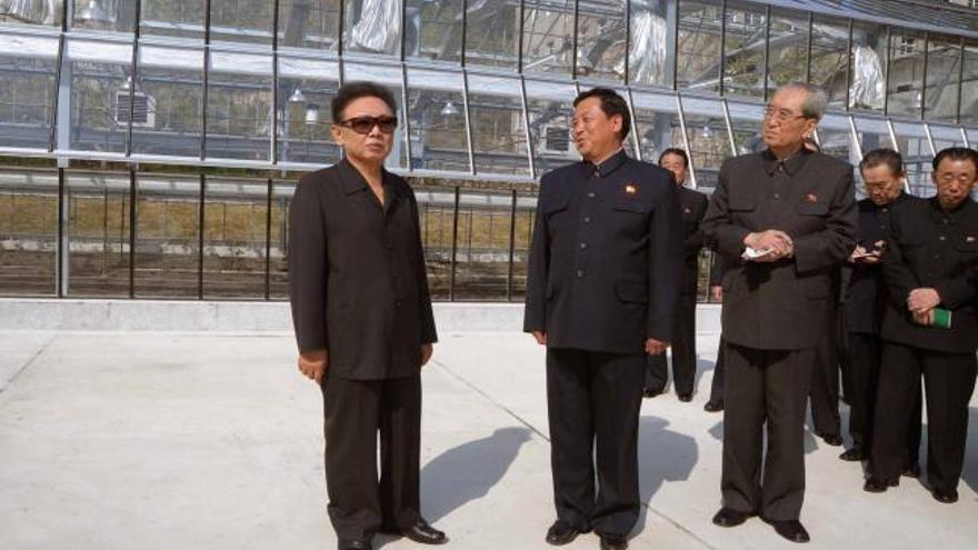 Una de las últimas imágenes del líder norcoreano Kim Jong-il