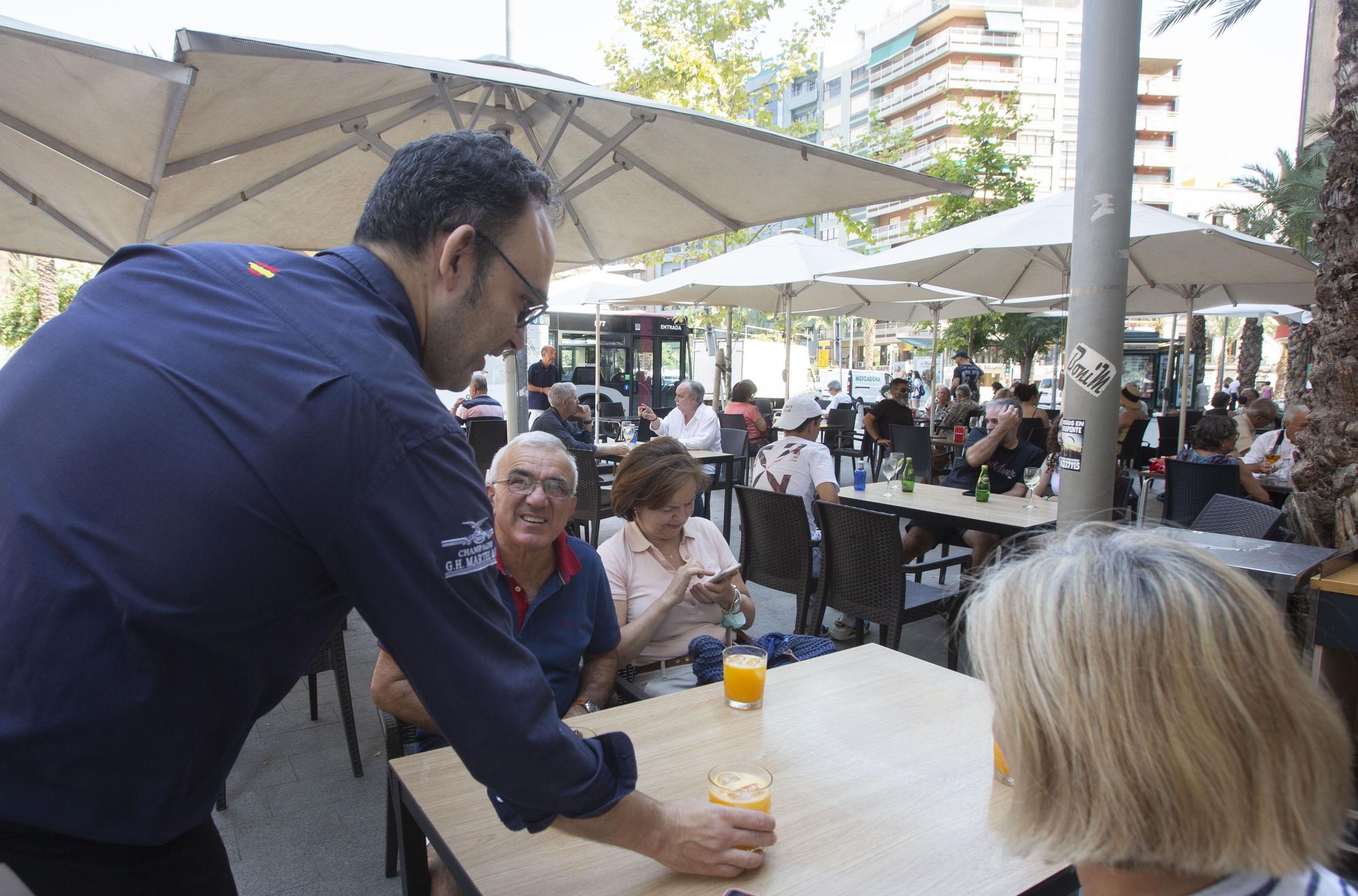 La hostelería hace menos negocio del esperado este verano