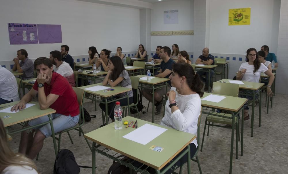 Primer día de las oposiciones a docente en la Comunitat Valenciana