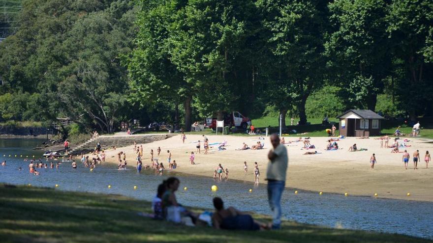 Playa fluvial del Lérez. // G. Santos