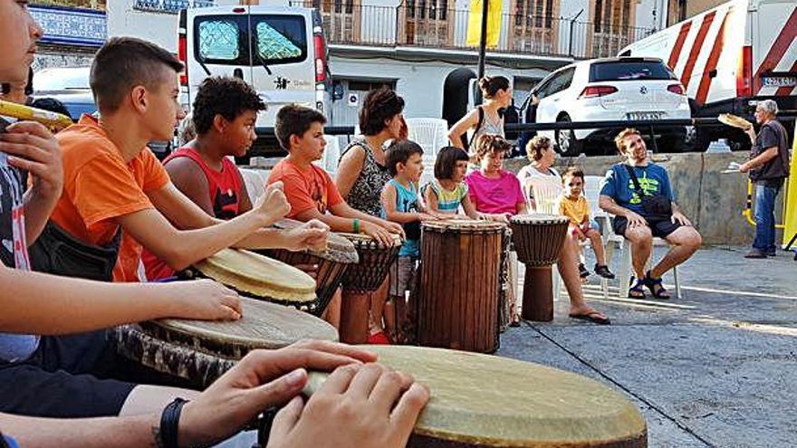 Tallers d&#039;interactivitat i creació amb la formació cerverina Sound de Secà