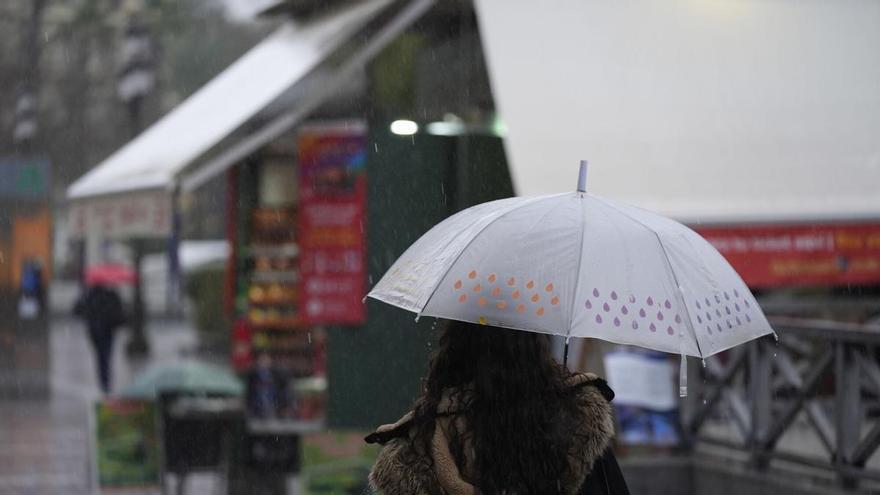 El Meteocat activa avisos per pluges torrencials i temps violent a l'Alt Empordà i adverteix de possibles inundacions