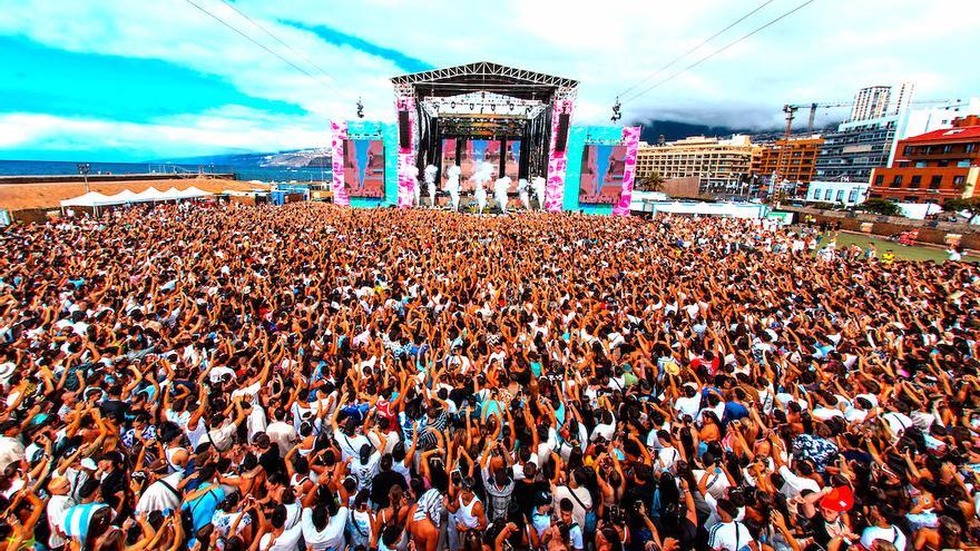 RBF comenzó la 6ª edición de su gira en Puerto de la Cruz, Tenerife, mostrando músculo artístico y sintonía con el público