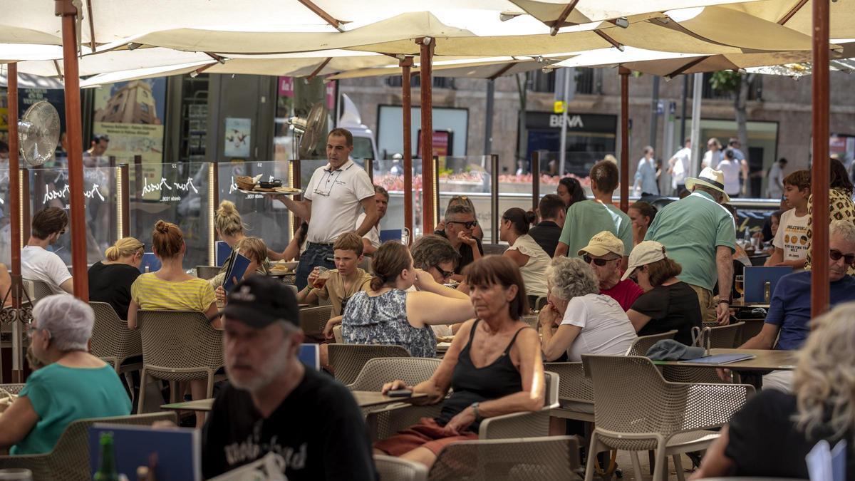 La restauración, el comercio y la náutica tienen buenas expectativas