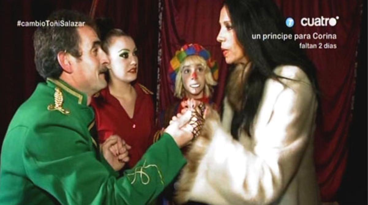 Toñi Salazar, amb la família del Circo Indian (Cuatro).