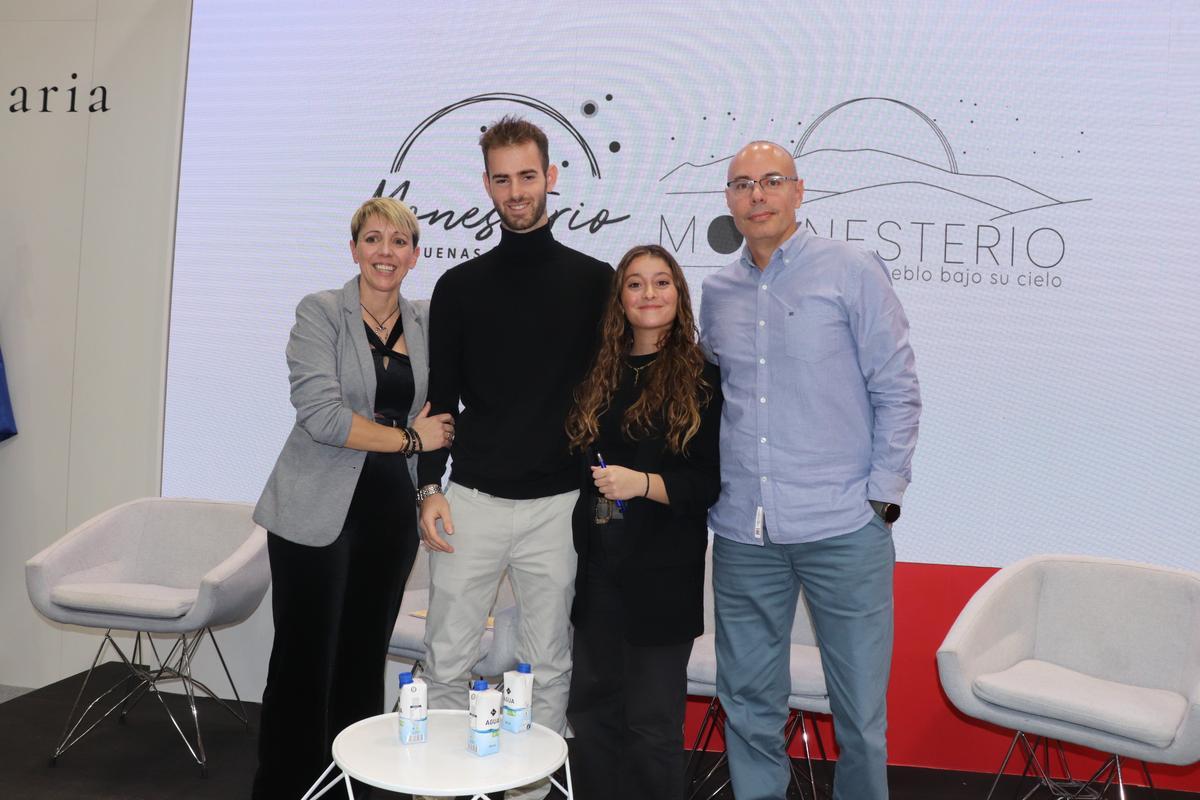 Dolores Vargas, Pablo Ferreira, Miriam Cañas y Víctor Manuel Guareño.