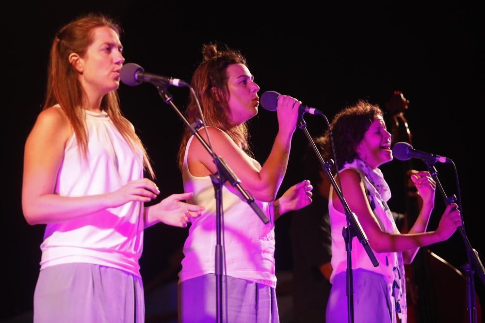 Les Anxovetes, a la Cantada d’Havaneres i Cançons de Taverna de Platja d’Aro