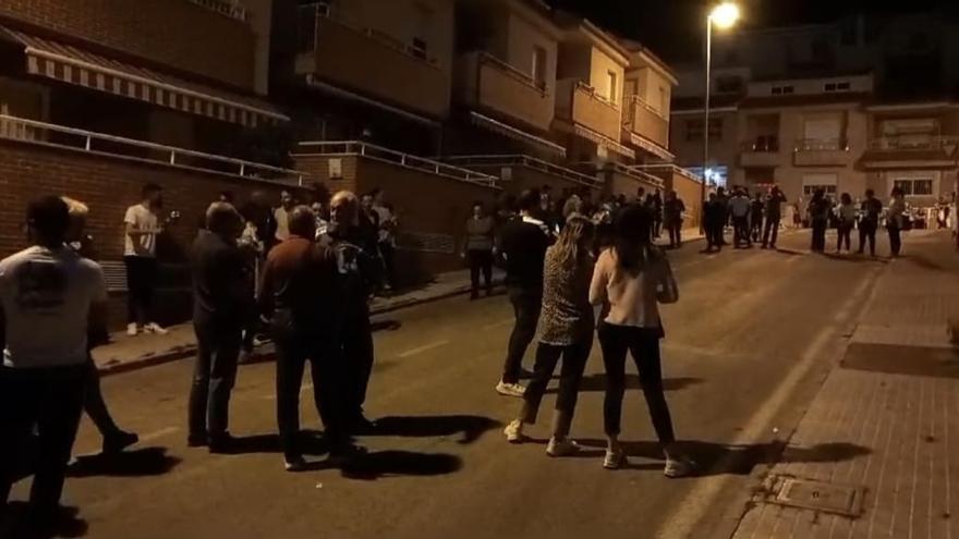 La presión vecinal logra desokupar un dúplex en Torreagüera