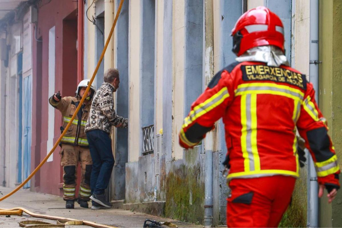 Se incendia la narcovivienda de Os Duráns, en Vilagarcía