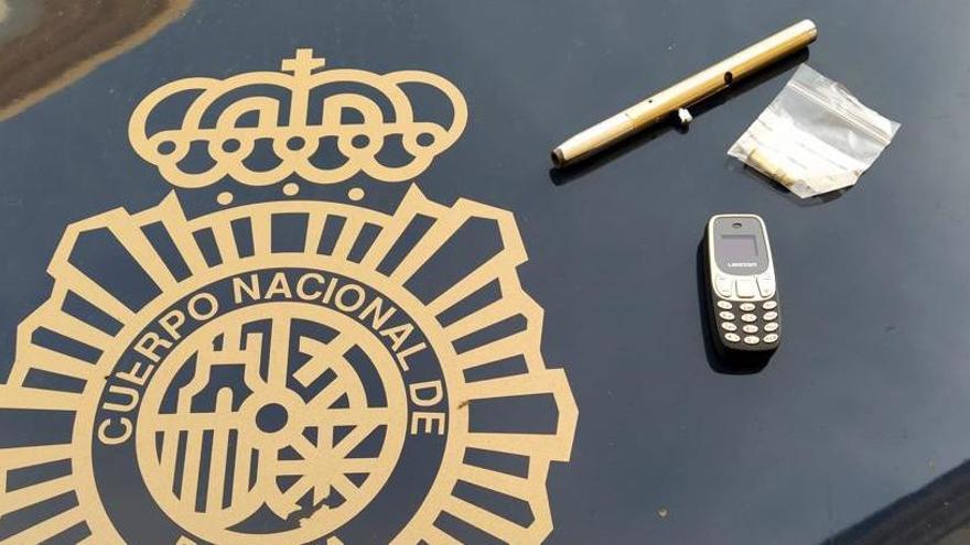 Pillan a un conductor drogado armado con un bolígrafo-pistola en València