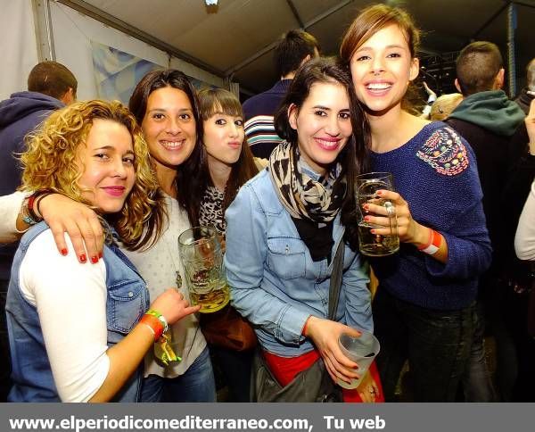 GALERÍA DE FOTOS - Fiesta en la Carpa Baviera