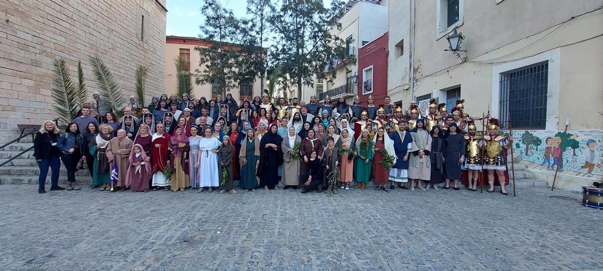 Participantes en una edición anterior de la obra.