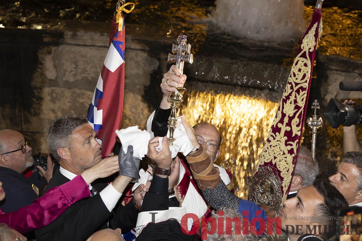 Fiestas de Caravaca | Procesión de día 3 de mayo (Procesión, parlamento y baño)