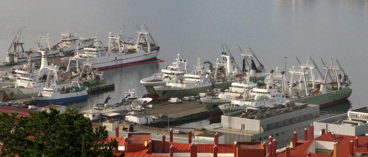 Pesqueros amarrados en Beiramar.