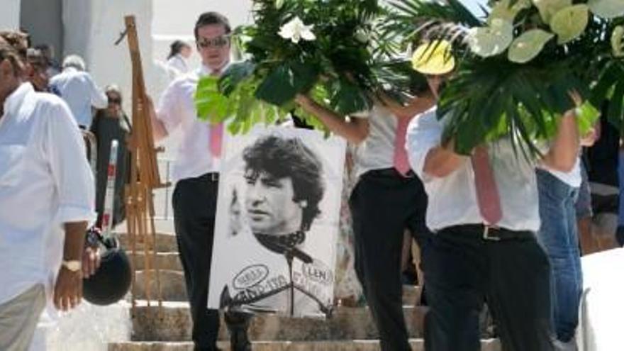 Imagen del funeral de Nieto en Ibiza.