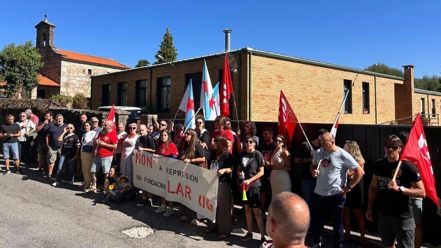 Trabajadores de Lar en Vilagarcía se movilizan contra «despidos y sanciones»