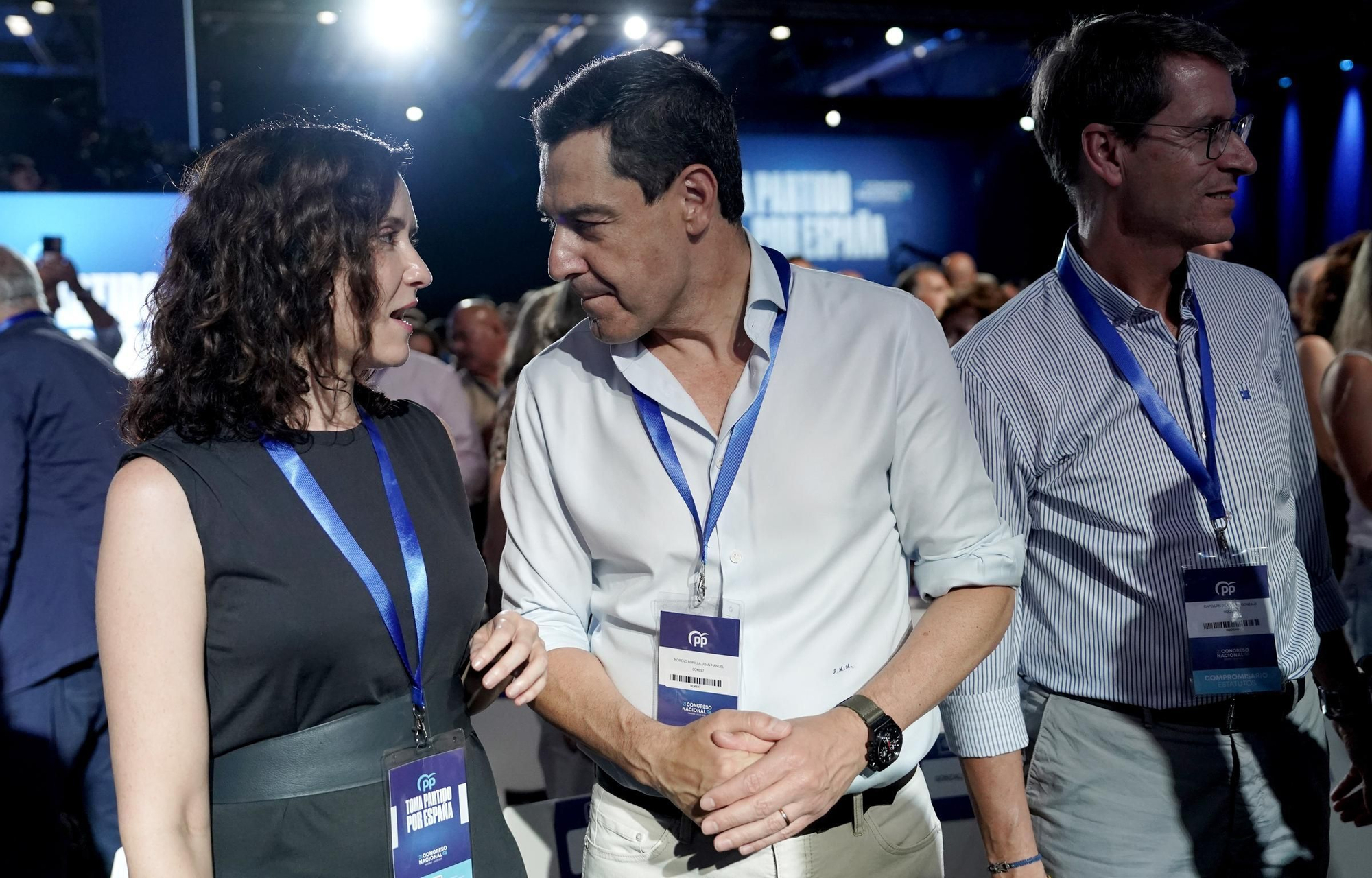 Díaz Ayuso y Juanma Moreno. Congreso Nacional del Partido Popular.
