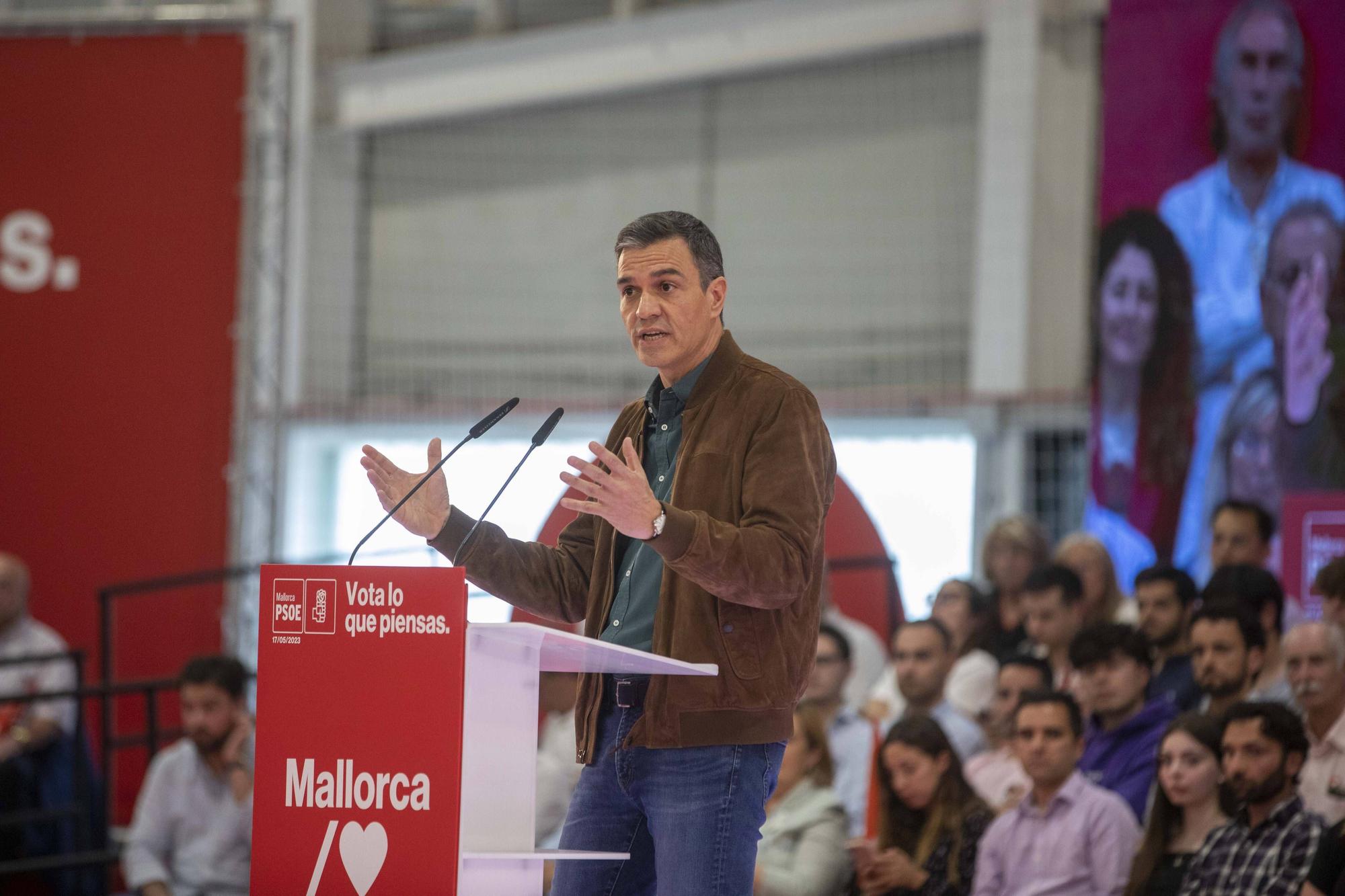 El líder del PSOE aterrizó ayer por la tarde en Palma.