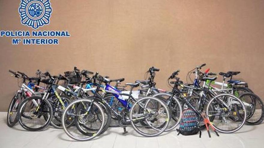 Cuatro jóvenes detenidos por robar 15 bicicletas en el Sur