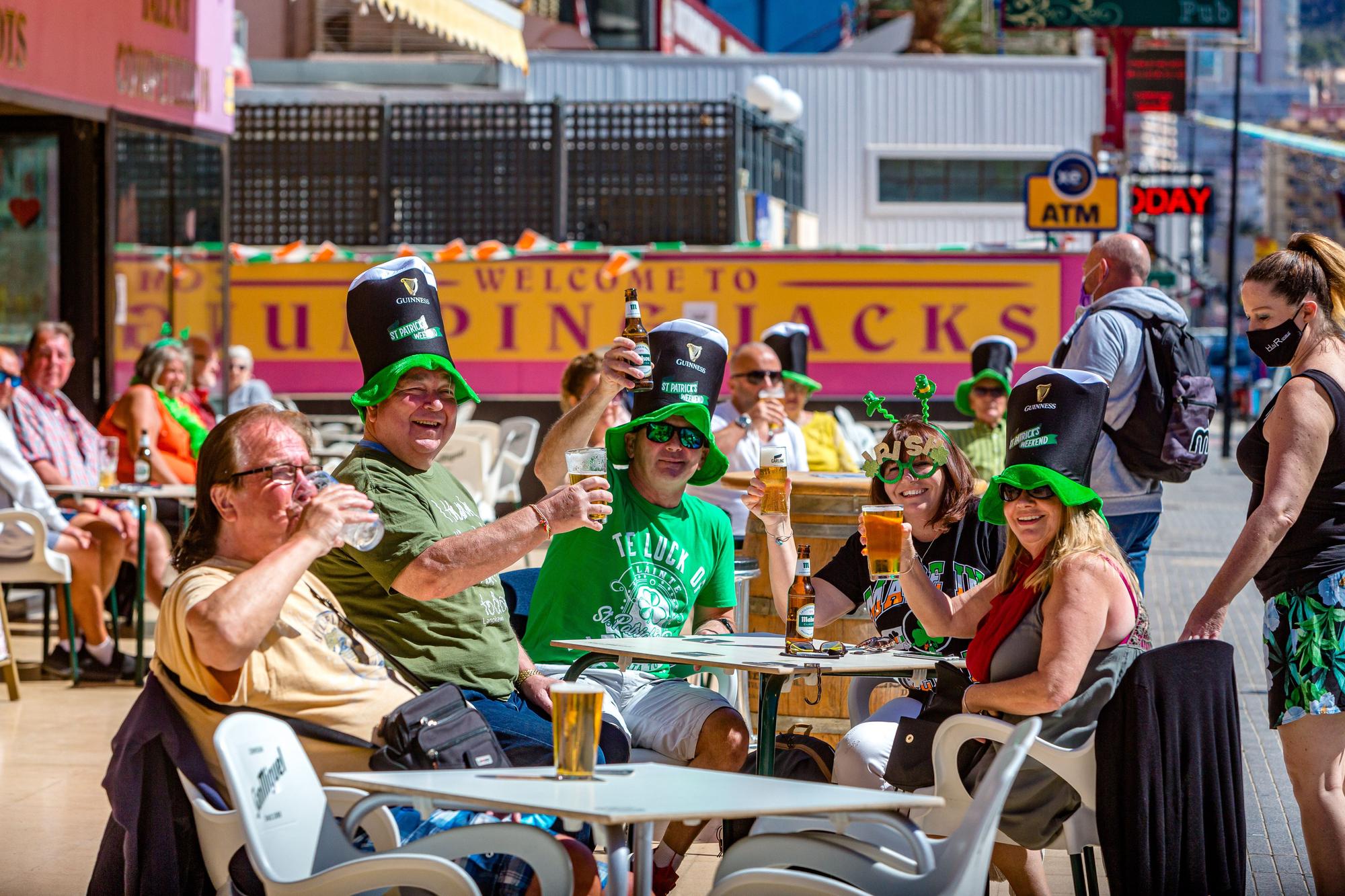 Celebración de St Patrick's Day en Benidorm