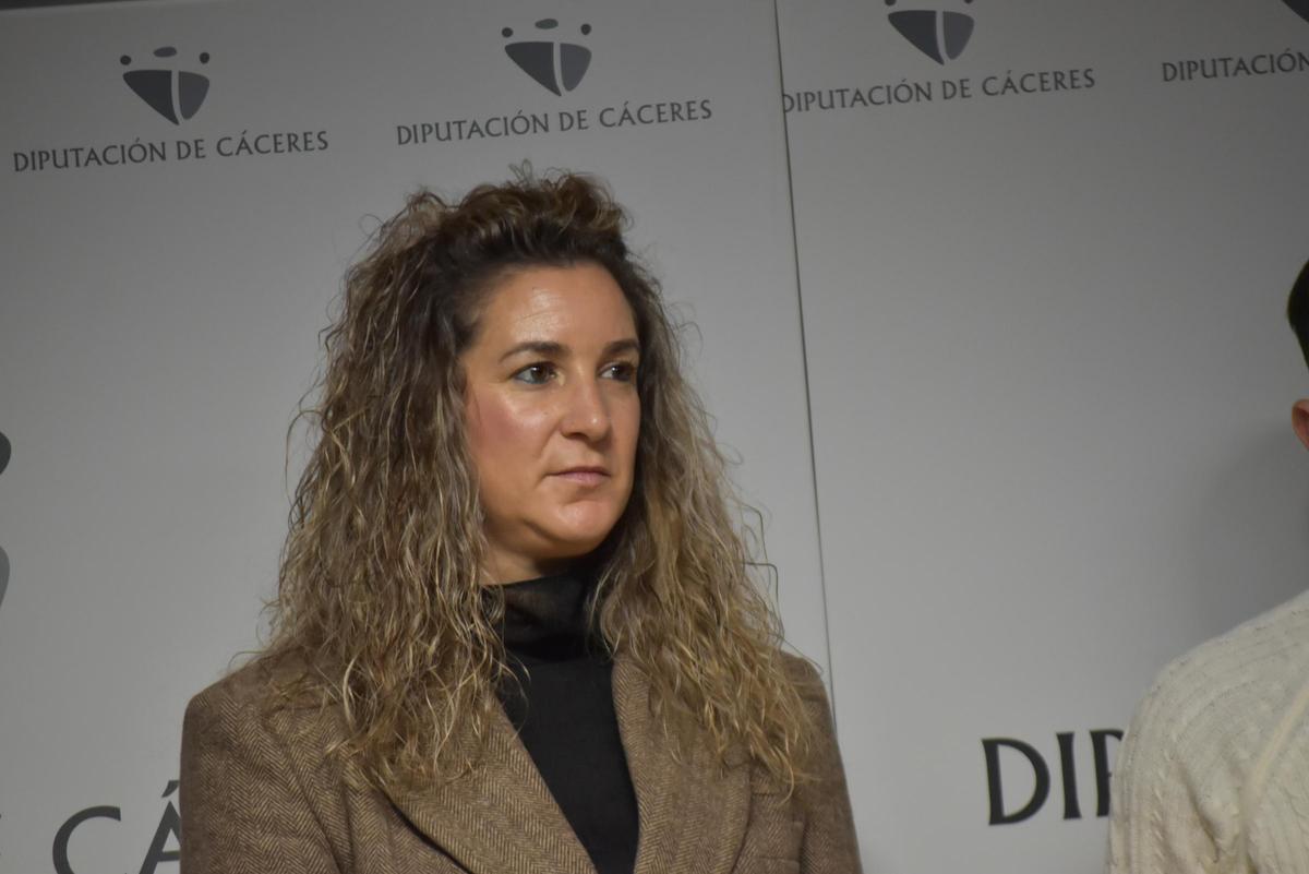 Fotogalería | Los Negritos de Montehermoso se presentan en la Diputación de Cáceres