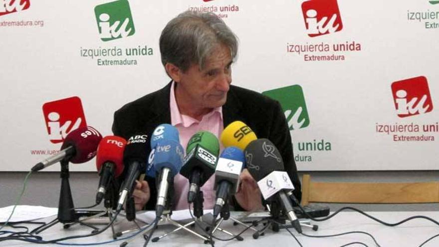 IU acepta el 1,3% del déficit público si el Estado compensa a Extremadura invirtiendo en la región