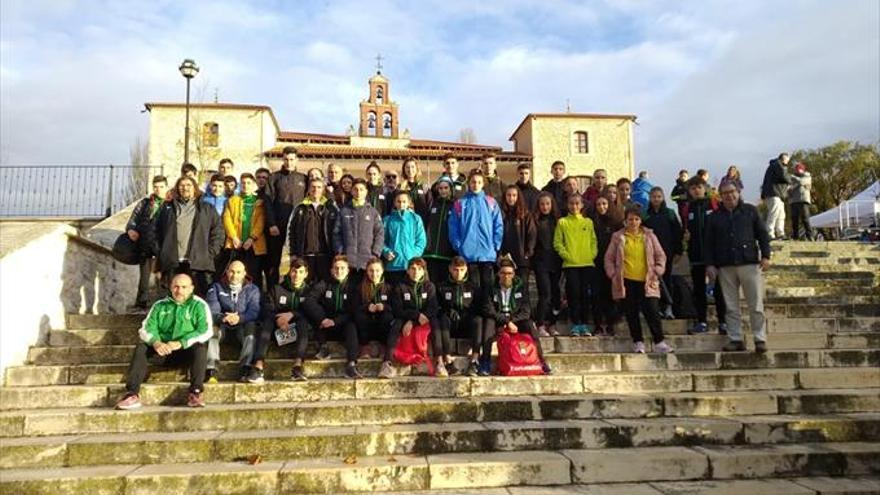 Tania Carretero, tercera en Aranda con varios podios extremeños más