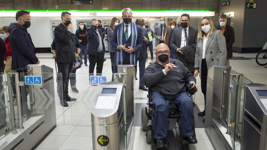 La accesibilidad del Metro de Málaga, a prueba