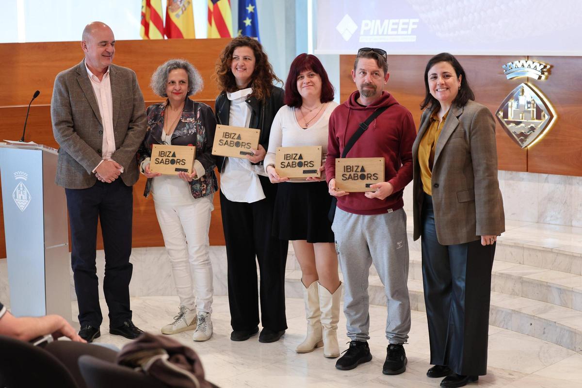 Todas las imagenes del acto de entrega de reconocimientos y distinciones de 'Ibiza Sabors 2026'