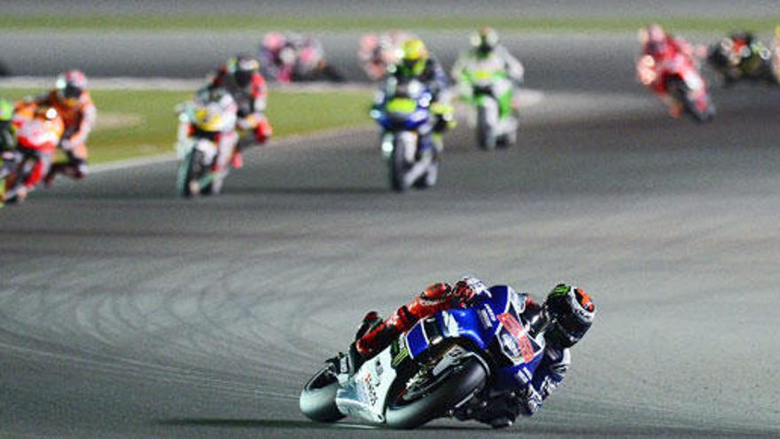 Imagen de archivo de una carrera de MotoGP en Losail.