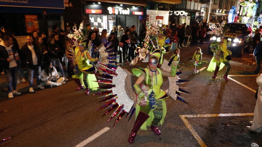 El Carnaval aplega milers d'espectadors a Blanes