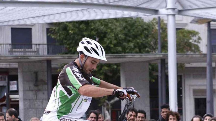 Acrobacia y motor triunfan en la tercera jornada de &quot;Clikafest&quot;