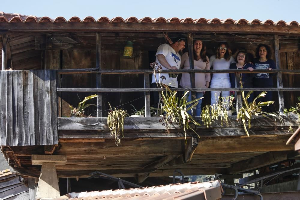 Eva Longoria visita su edén asturiano