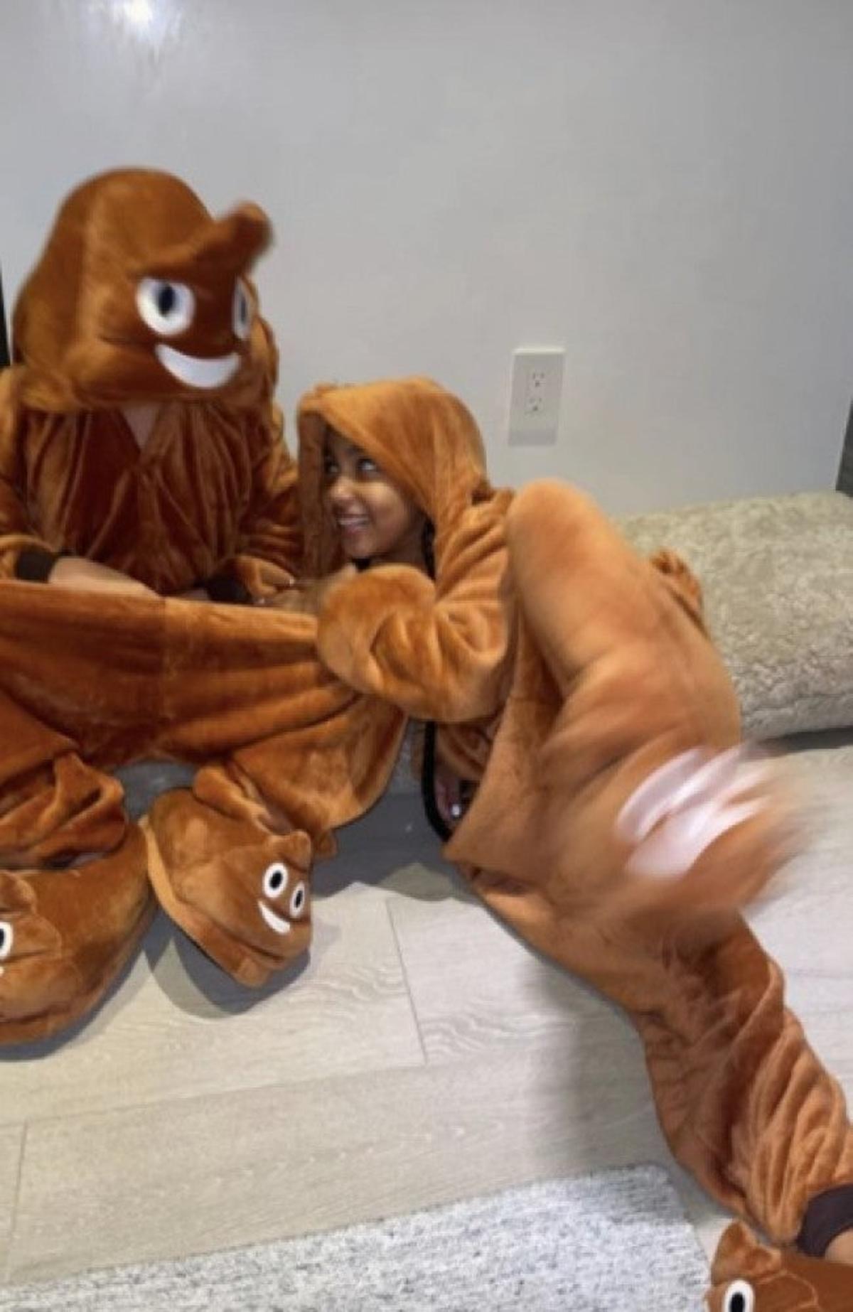 North West celebra la fiesta de la caca
