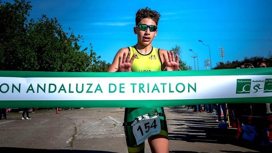 Lucas Ruiz conquista el título en el circuito andaluz de duatlón