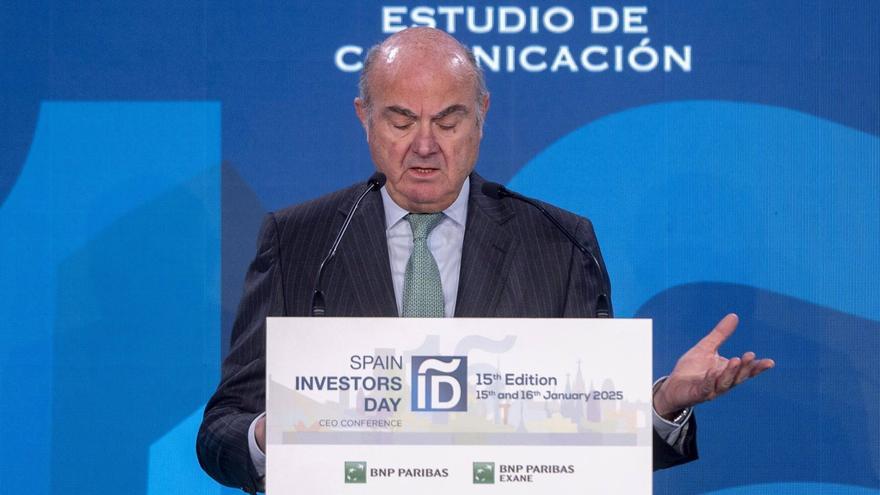 Guindos alerta de que eurozona se enfrenta a un escenario de bajo crecimiento
