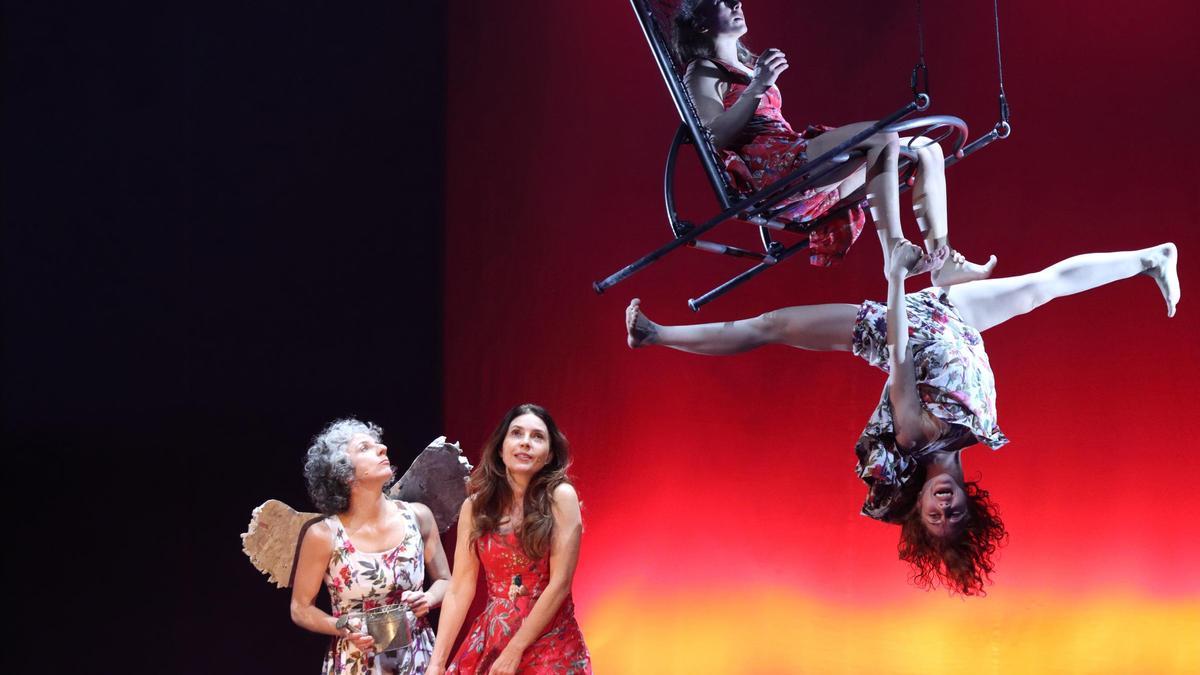 Finzi Pasca, coreógrafo Circo del Sol, es el creador de Nuda